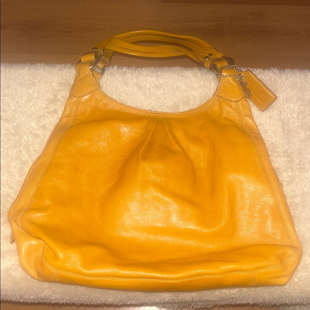 Coach Mustard Leather Shoulder Bag